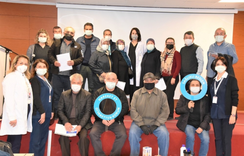 DEVLET HASTANESİNDE 38. DÖNEM DİYABET OKULU 14 MEZUN VERDİ