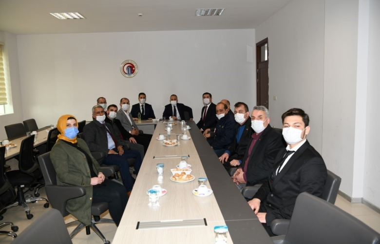 TURAN AK PARTİ VE MHP GÖKÇEADA TEŞKİLATLARI İLE BİR ARAYA GELDİ