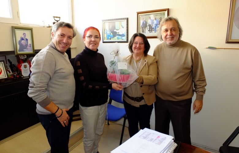 Türkiye Yeşilay Cemiyeti Çanakkale Şubesi Başkanı, Boğaz Medya'yı Ziyaret Ederek Gazeteciler Gününü Kutladı