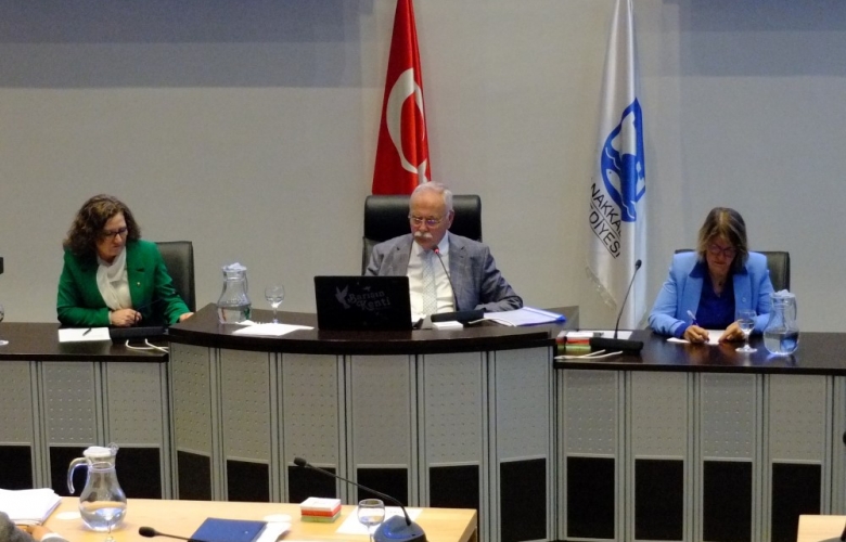 BELEDİYE MECLİSİNDE  SEÇİM GERGİNLİĞİ