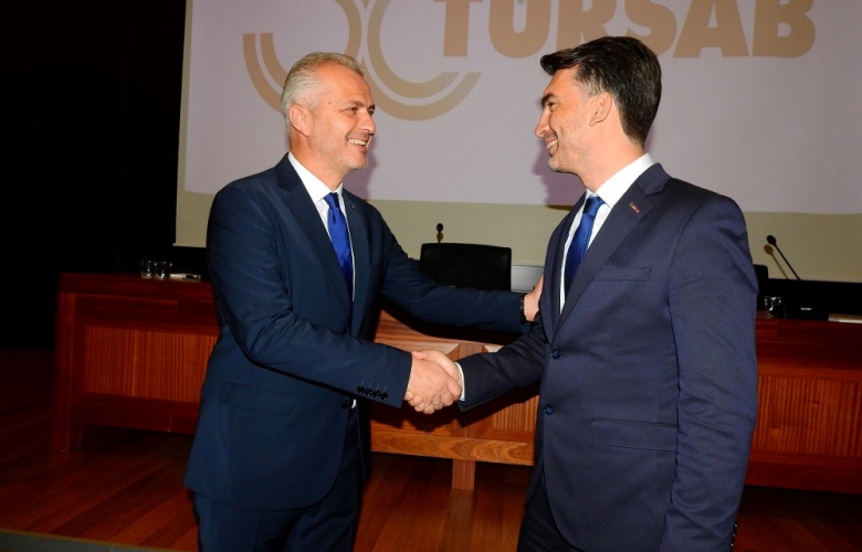 ÇELİK “SİYASET İLE İŞİMİZ YOK, AMACIMIZ ÇOK ÇALIŞMAK”