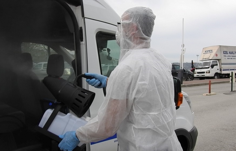 KÖY MİNİBÜSLERİ VE OKUL SERVİSLERİ STERİLİZE EDİLDİ