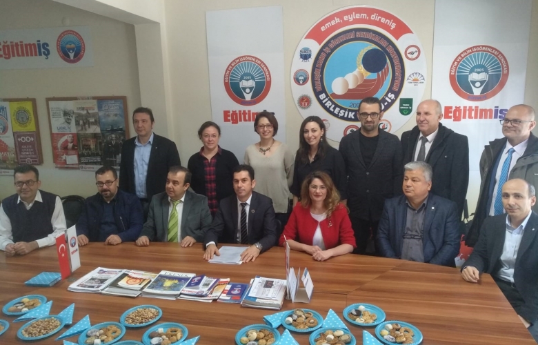 SERBEST “23 NİSAN’DA ÇOCUKLARIMIZIN YAŞADIĞI SORUNLARA KALICI ÇÖZÜMLER ÜRETELİM”