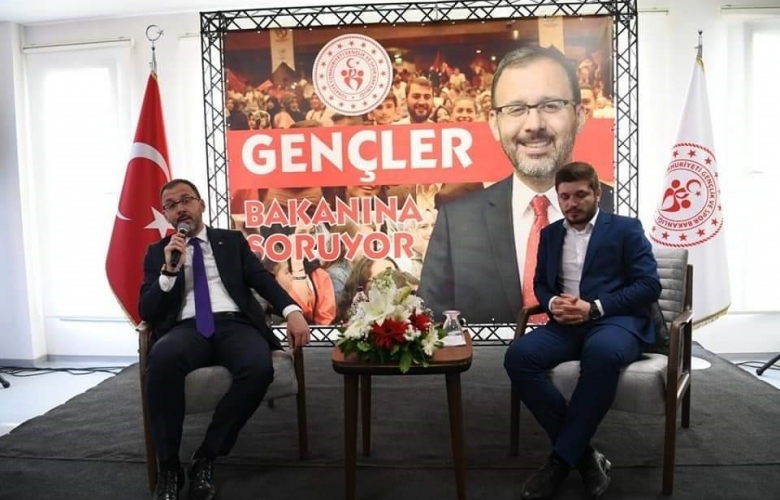 BAKAN KASAPOĞLU HEM AÇILIŞ YAPTI HEMDE ÇANAKKALE' YE MÜJDELİ HABERLER VERDİ