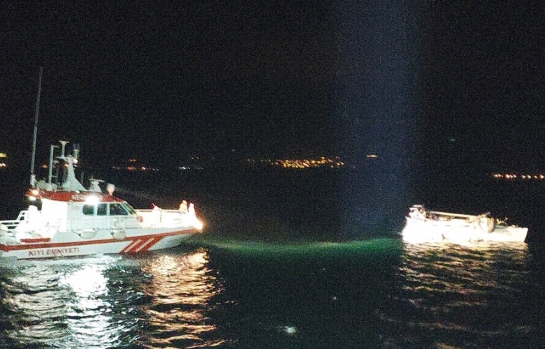 ÇANAKKALE BOĞAZINDA DENİZ KAZASI, TANKERLE ÇATIŞAN TEKNE BATTI!