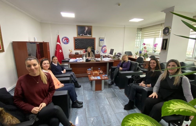 TOBB ÇANAKKALE KADIN GİRİŞİMCİLER KURULU ÜYELERİ PROFESÖR KANTEN’İ ZİYARET ETTİ