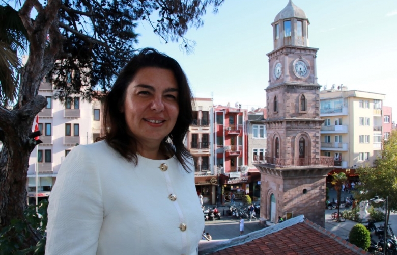 İSKENDEROĞLU “FEDAKÂR VE TARAFSIZ BÜTÜN BASIN ÇALIŞANLARIMIZIN GAZETECİLER GÜNÜ KUTLU OLSUN”