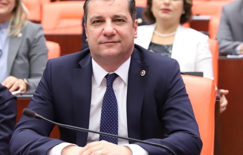 CHP ÇANAKKALE MİLLETVEKİLİ ÖZGÜR CEYLAN’ IN23 NİSAN ULUSAL EGEMENLİK VE ÇOCUK BAYRAMI MESAJI