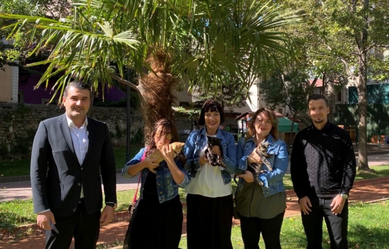 DEMOKRASİ VE ATILIM PARTİSİ BİR KAP MAMA BİR KAP SU ETKİNLİĞİ GERÇEKLEŞTİRDİ