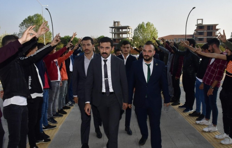 ÜLKÜ OÇAKLARINDAN BİGA ÇOCUKLARI İÇIN TİYATRO OYUNU