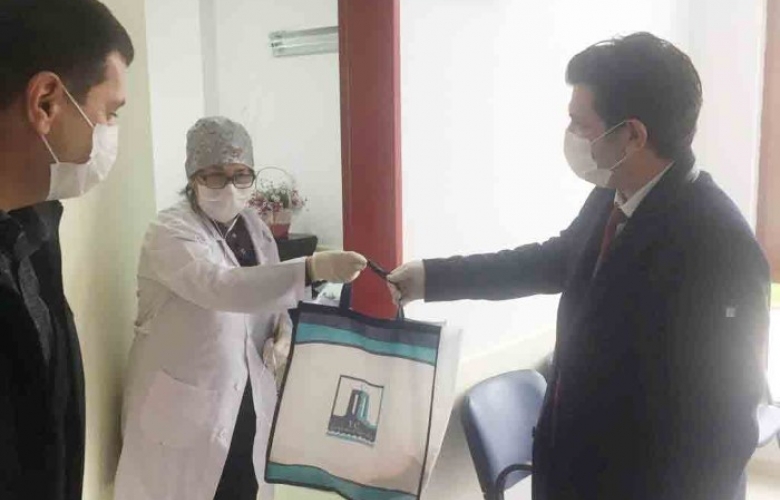 ÇANAKKALE'  DE 60 BİN MASKE DAĞITILDI