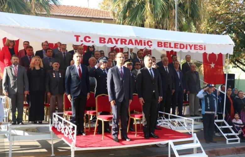 BAYRAMİÇ’ TE 29 EKİM CUMHURİYET BAYRAMI COŞKUSU