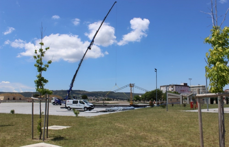 KRİZ YARATAN DİJİTAL TANITIM ÇADIRI ANADOLU HAMİDİYE TABYASINA  KURULUYOR
