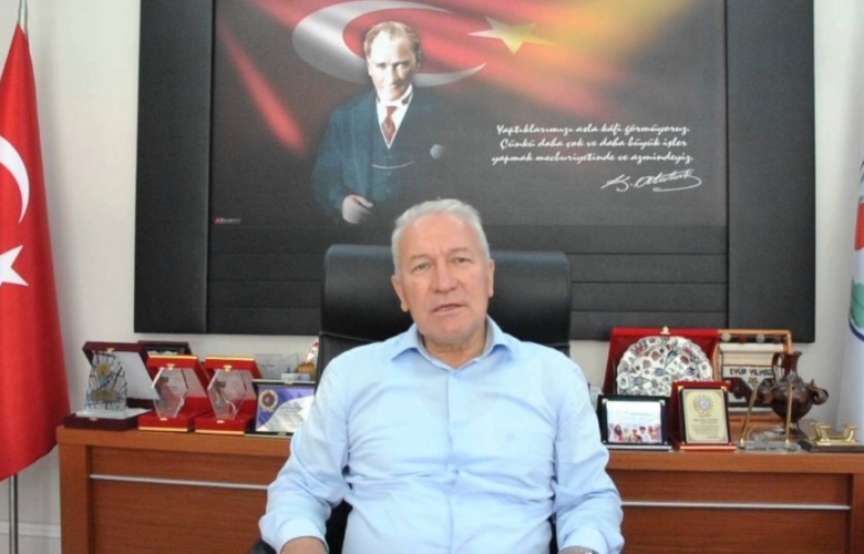 Belediye Başkanı Eyüp Yılmaz Kitap Fuarı'nı gezdi