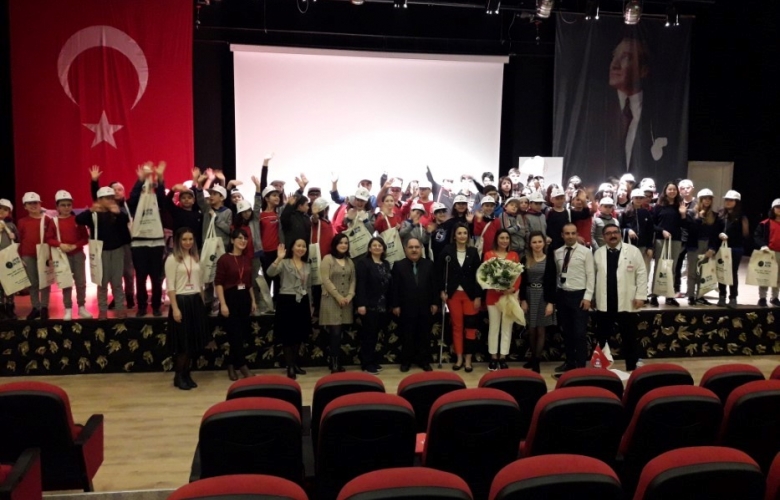 SIFIR ATIK PROJESİ” İLE ÇOCUKLAR ÇEVRE DOSTU TÜKETİM ALIŞKANLIKLARINI VE ‘SIFIR ATIK’ YAKLAŞIMINI ÖĞRENİYOR