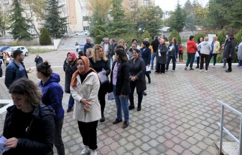 ÖĞRETMENLER KARİYER BASAMAKLARI SINAVIN’DA TER DÖKTÜ