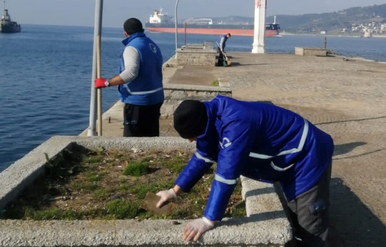 GESTAŞ'TAN YENİ SEZON İÇİN İSKELE VE ÇEVRESİNDE TEMİZLİK ÇALIŞMASI