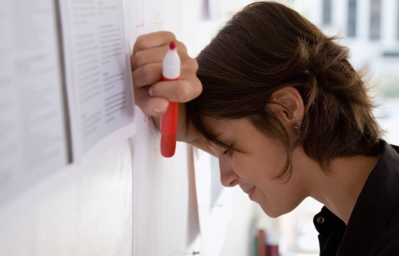 SERBEST: “ÖĞRETMENLER OLARAK AY SONUNU GETİREMİYORUZ”