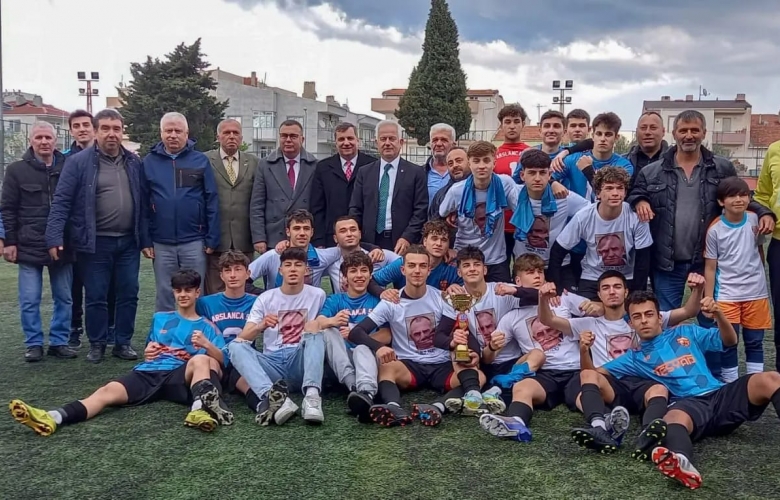 U18’ DE ARSLANCASPOR ŞAMPİYON OLDU