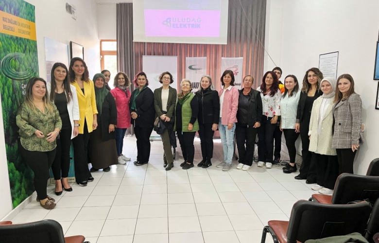 ENERJİ TİMİ, ÇANAKKALELİ KADINLARA TASARRUFU ANLATTI
