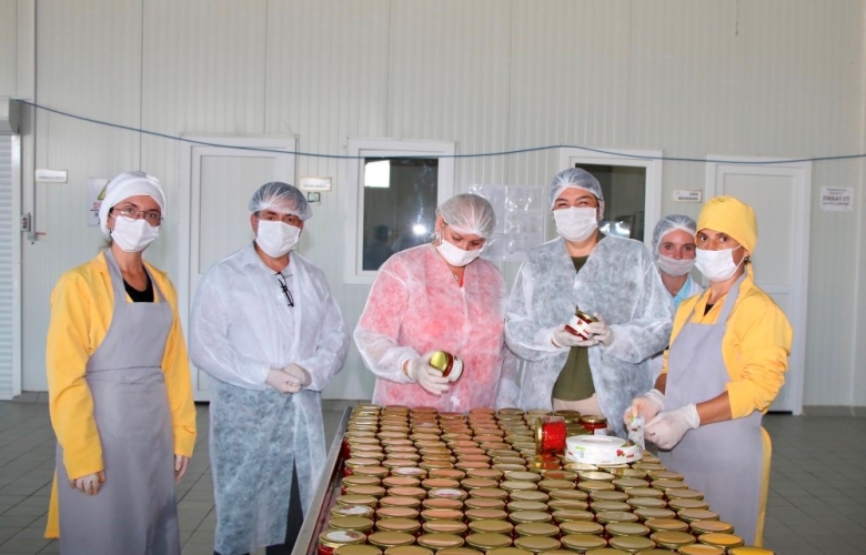 İSKENDEROĞLU’NDAN KADIN GİRİŞİMCİYE DESTEK ZİYARETİ