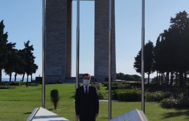 VALİ AKTAŞ, GELİBOLU TARİHİ ALAN’DAKİ ŞEHİTLİKLERİ ZİYARET ETTİ