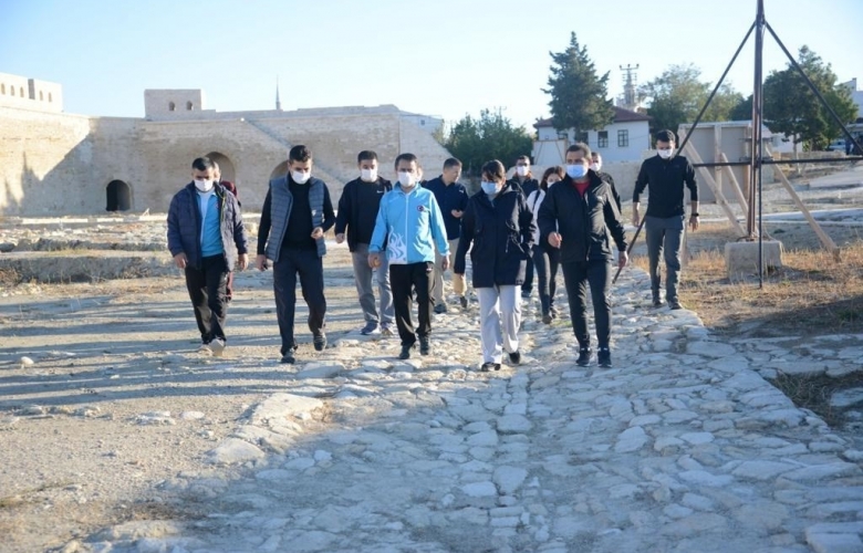 VALİ AKTAŞ, ÇANAKKALE SAVAŞLARI GELİBOLU TARİHİ ALANDA İNCELEMELERDE BULUNDU