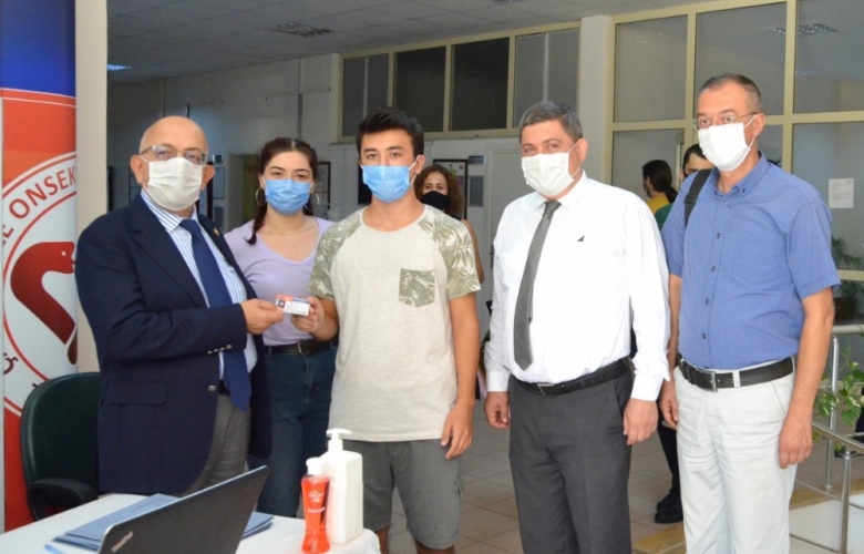 ÇOMÜ’DE İLK KAYIT HEYECANI