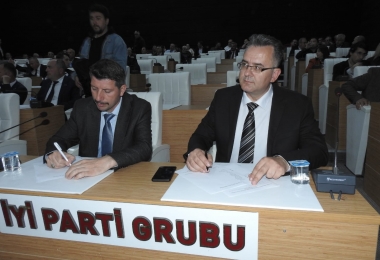 İYİ Partili Murat Çağlayan’dan 2 Yıllık Değerlendirme: “Geciken Her Hizmetin Takipçisiyiz”